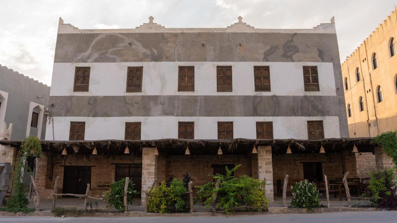 نزل كوفان التراثي Koofan Heritage Lodge Salalah Esterno foto